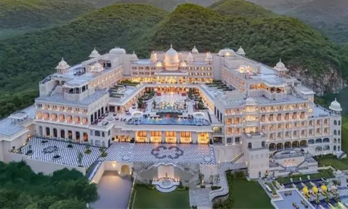 15+ Best Wedding Venues in Udaipur with Prices: Top Choices for 2026-27