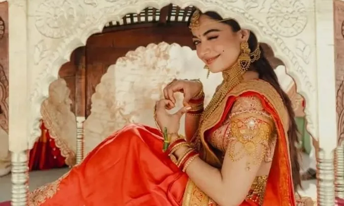 rashmika-mandannas-traditional-south-indian-charm rashmika-mandannas-traditional-south-indian-charm