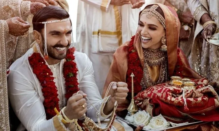 deepika-padukones-classic-red-bridal-era (2) deepika-padukones-classic-red-bridal-era (2)