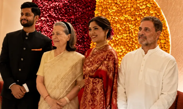 Guests at Supriya Sule Wedding Guests at Supriya Sule Wedding