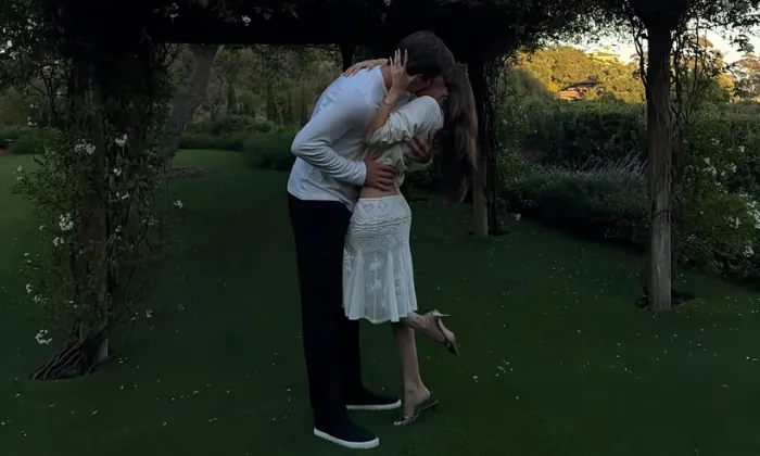 Madison Beer and Justin Herbert Proposal Pics Madison Beer and Justin Herbert Proposal Pics