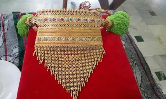 कृषणा जेवैलरस