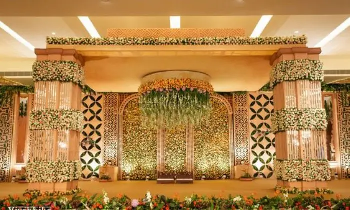 A Grand Decorations A Grand Decorations