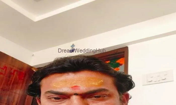 Aachary Ravishanker Vashisth ( Astrologer, Pandit )
