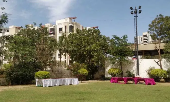 Aagman Party Plot