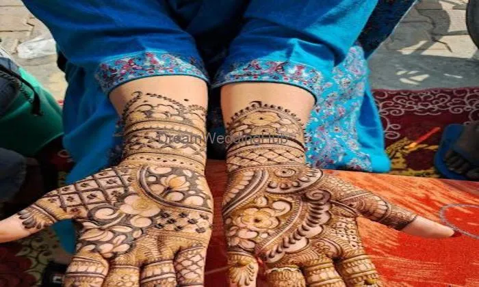 Aajay Mehandi Arts
