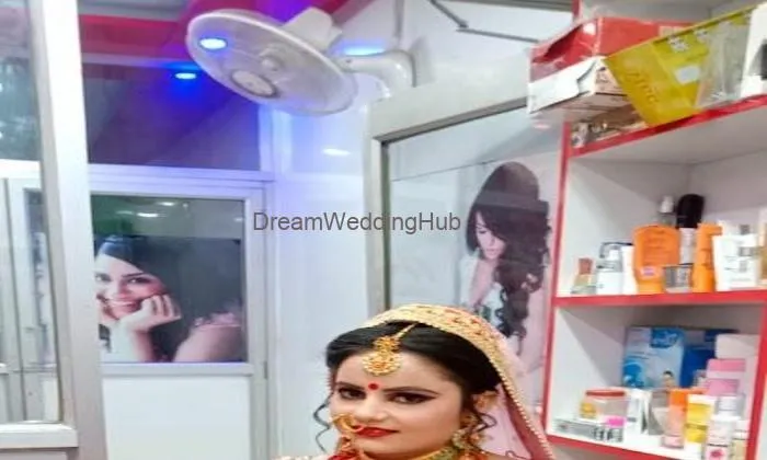 Aaradhana Beauty Parlour And Fancy Collection