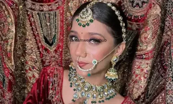Aarti Makeovers