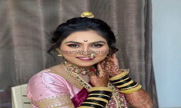 Aarti Makeup & Beauty Studio