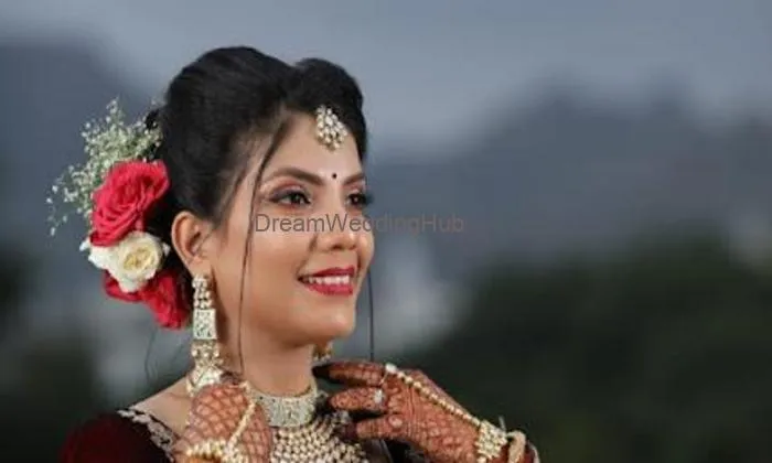 Aarti Sen Makeup Artist -best Makeup Artist In Ajmer