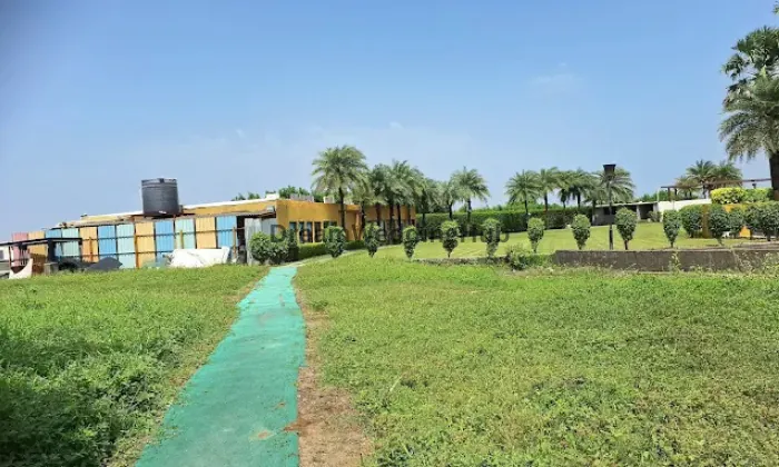 Aarya Club & Resort