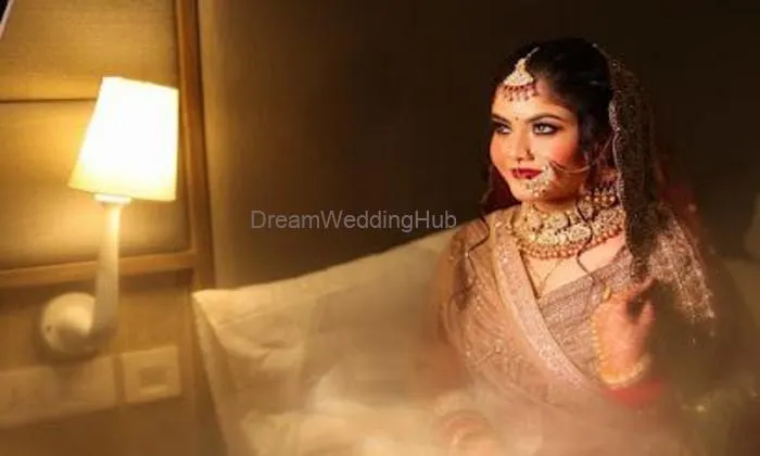 Aashna Makeup Studio And Academy