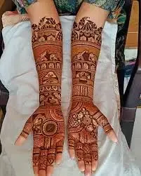 Aayesha Mehendi Designer