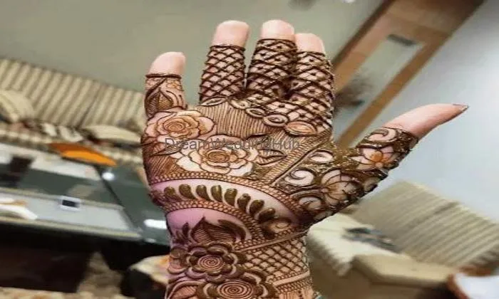 Abhishek Mehandi Art Bazpur
