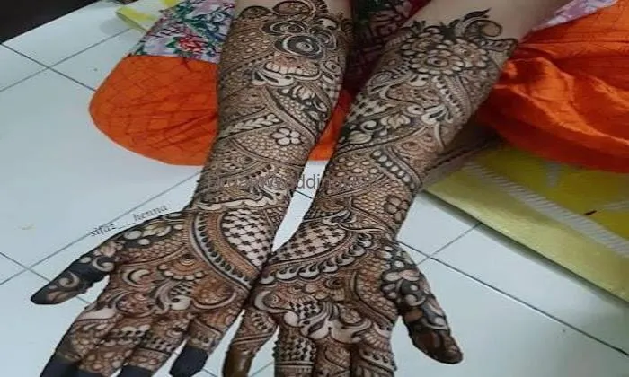 Adarsh Mehandi Designer