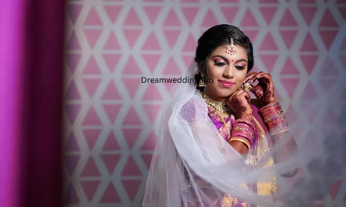 Adhvi Bridal Studio Adhvi Bridal Studio