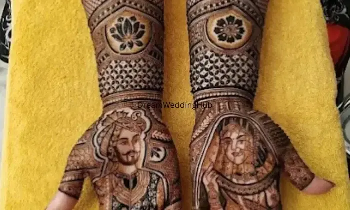 Aditya Mehandi Artist
