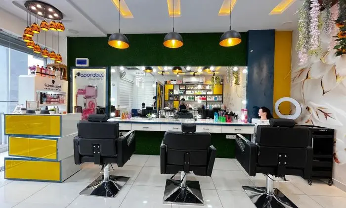 Adorable Beauty Parlour