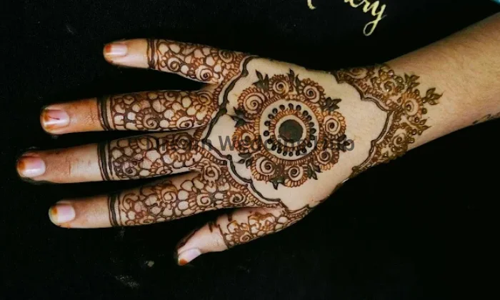 Aishwaryas Henna Gallary
