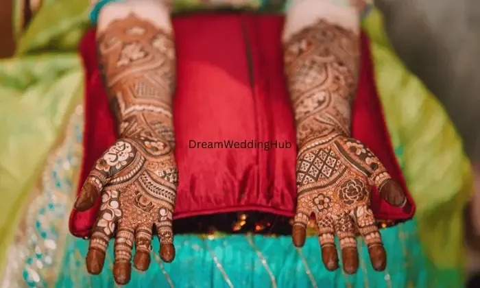 Aj Mehandi Wala