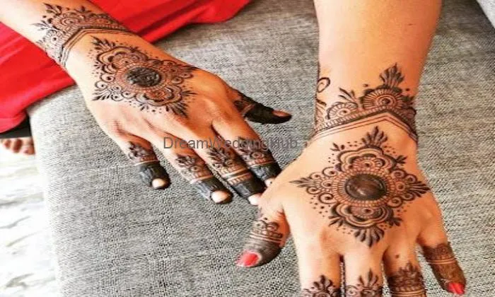 Ajay Mehandi Art