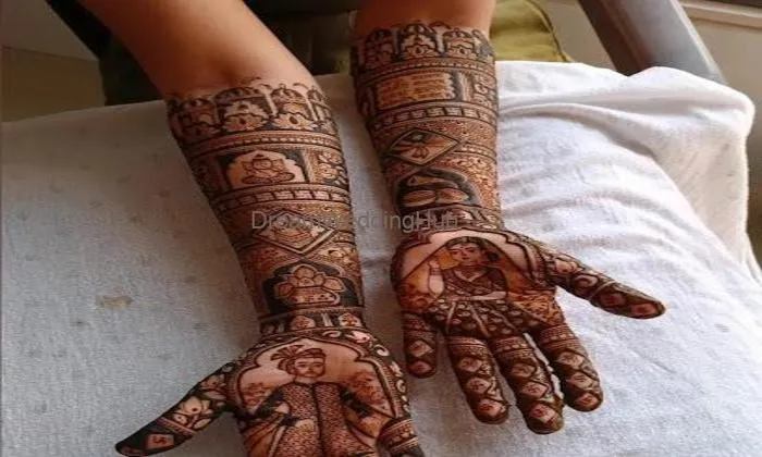 Akash Mehandi Artist