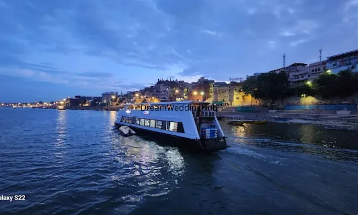 Alaknanda Cruise