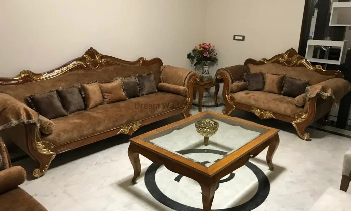 Amar Furniture