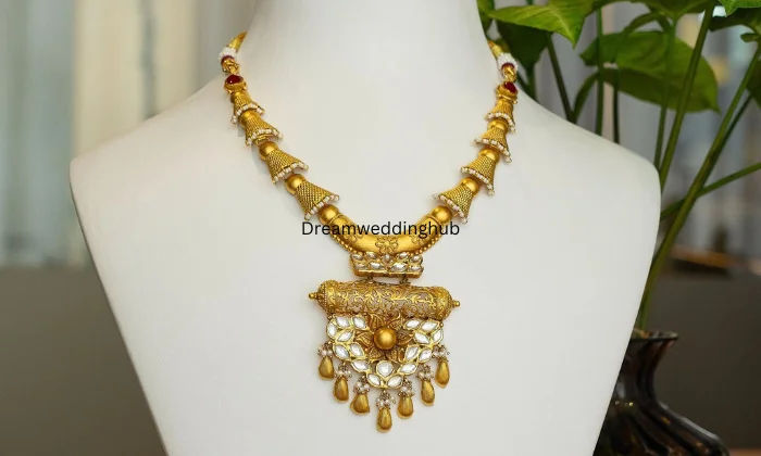 Amaru Collections