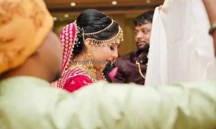 Amit Bunde Wedding Photography & Films Studio
