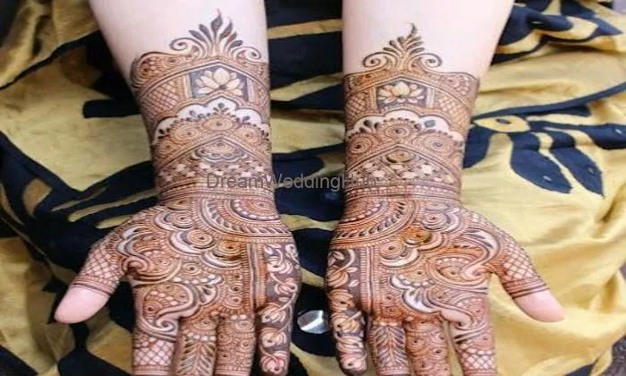 Amit Mehandi Artist Pune - Mehandi Artist Pune/ Bridal Mehandi Artist Pune/ Free Home Service