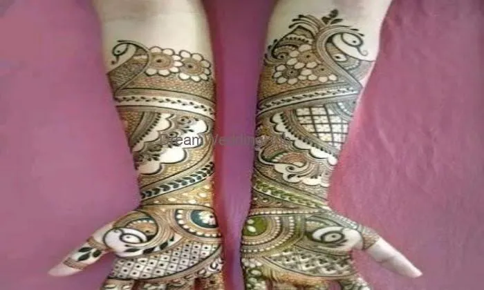 Amit Sharma Mahandi Artist