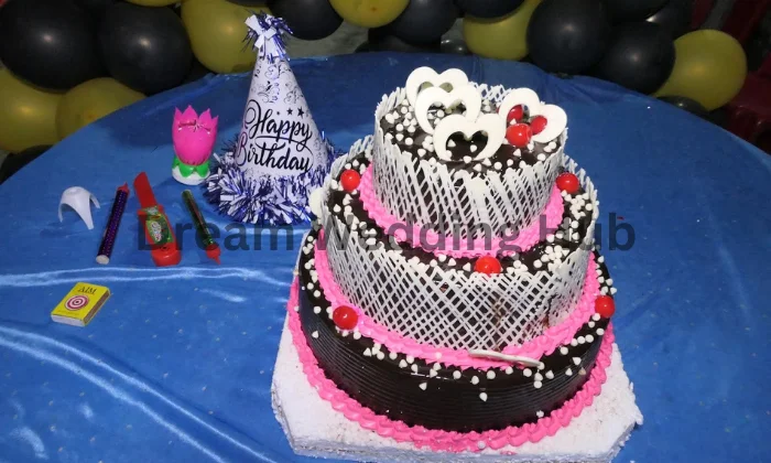Amrit Bakers