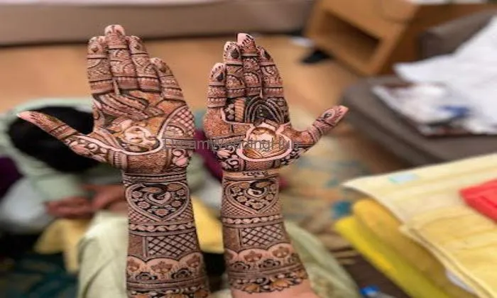 Anand Mehandi Artist Anand Mehandi Artist