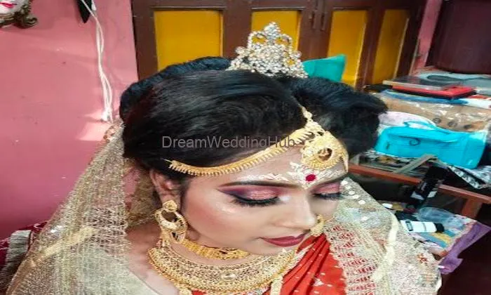 Ananya'z Makeover Artistry