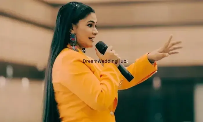 Anchor Disha Gandhi