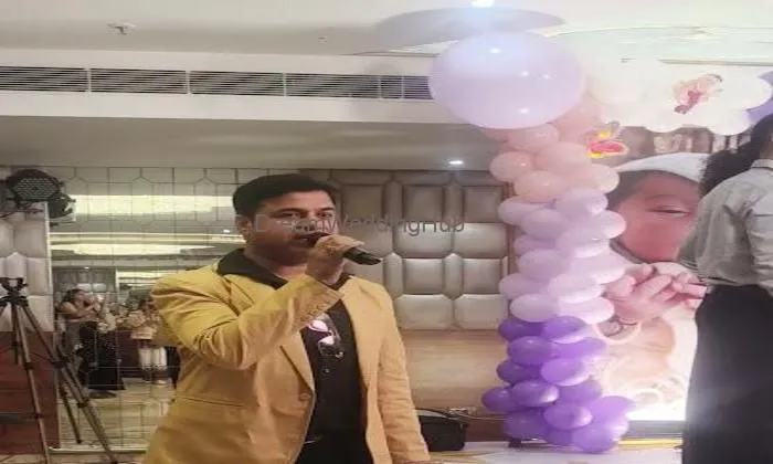 Anchor Ramesh Balani