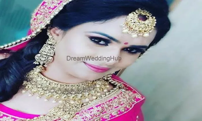 𝗠𝗲𝗵𝗮𝗸 𝗦𝗮𝗹𝗼𝗻 & 𝗦𝗽𝗮-ladies Salon/bridal Makeup/nail Extension/hydra Facial Dhariwal