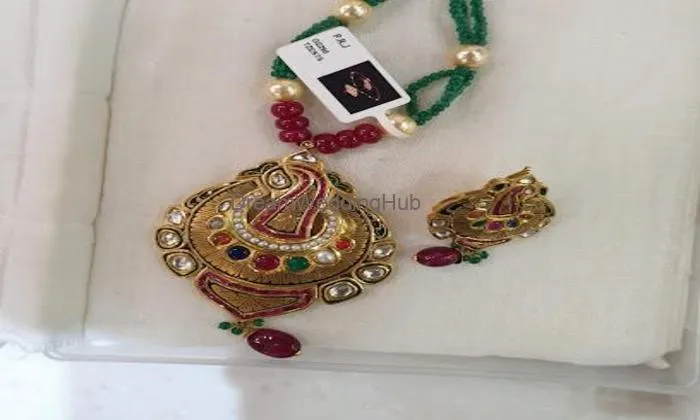 𝗔𝗺𝗶𝘁 𝗚𝗲𝗺𝘀 & 𝗝𝗲𝘄𝗲𝗹𝗹𝗲𝗿𝘀 || Best Jewellery Showroom, Gemstone And Diamond Jewellery, Designer Jewellers