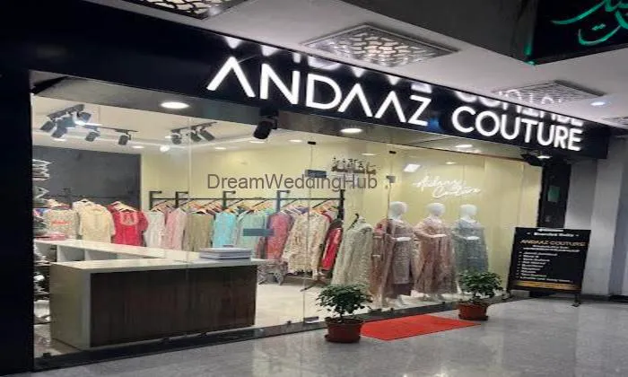 Andaaz, 𝒲𝑒𝒶𝓇 𝓎𝑜𝓊𝓇 𝑒𝓁𝑒𝑔𝒶𝓃𝒸𝑒
