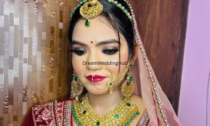 Anisha Makeovers