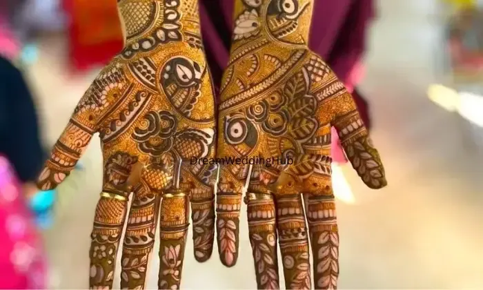 Anjali Mehandi Artist Gadag