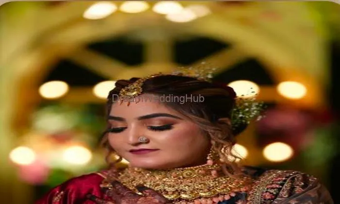 Anjum Professional Makeup Artist