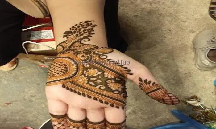Anmol Mehandi Arts Panchkula