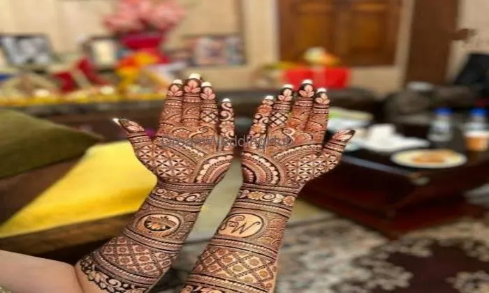 Anmol Mehendi Art