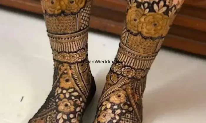 Annu Mehndi Artist