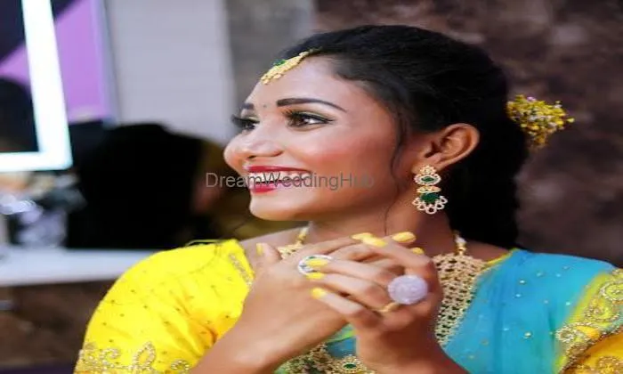 Anu Makeup Studio