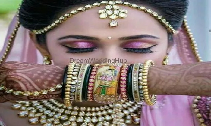 Anuradha Beauty Parlour Bagalkot( Only For Ladies And Children)