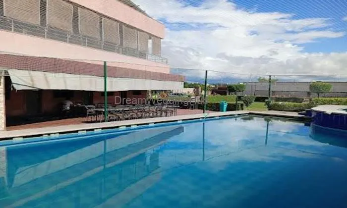 Apple Resort & Restaurant