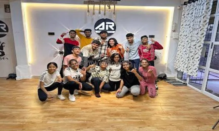 AR DANCE STUDIO